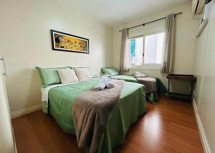 Apartamento Em Gramado: 400M Da Rua Coberta!