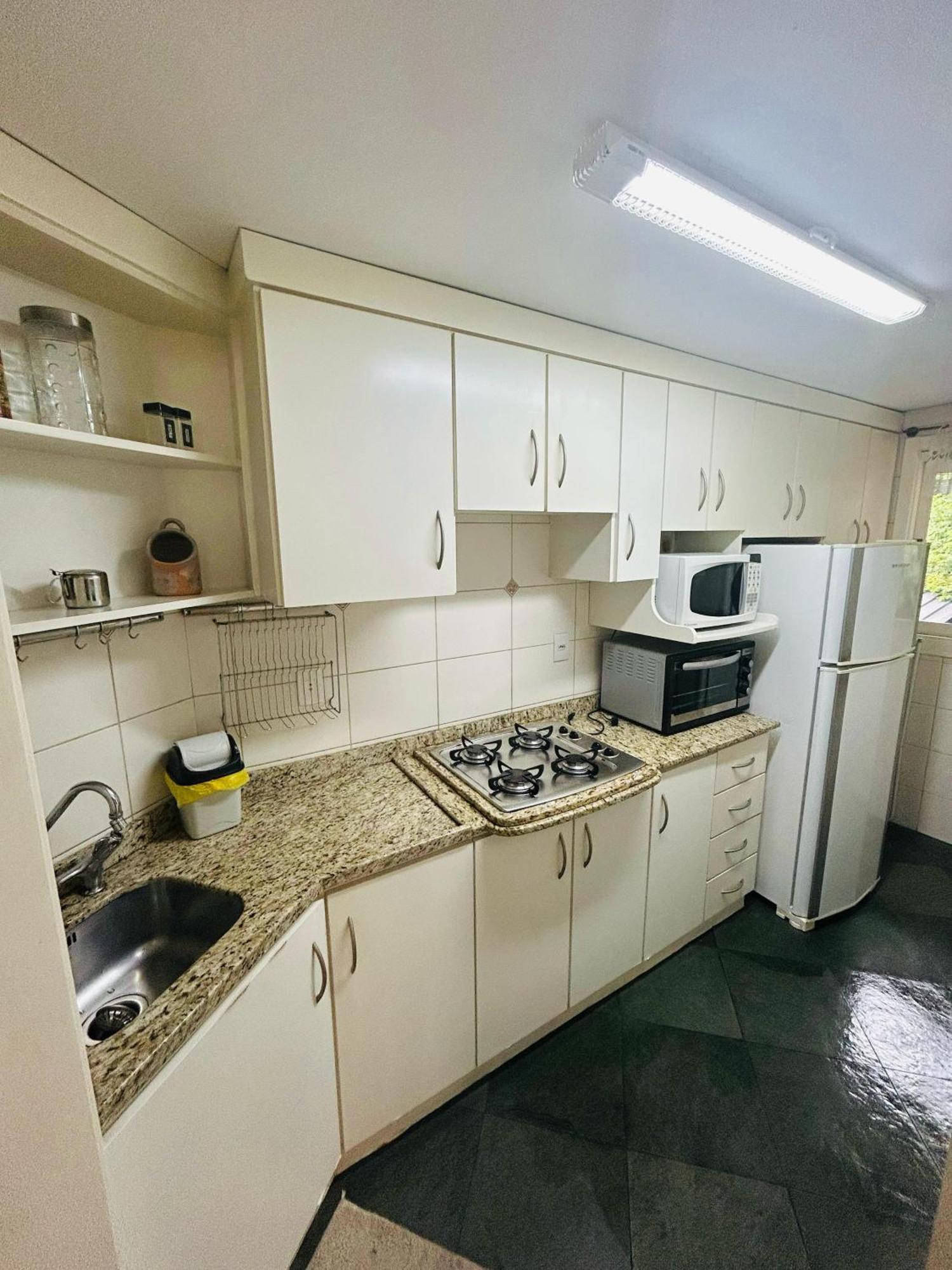 Em Gramado: 400m Da Rua Coberta! Apartment *